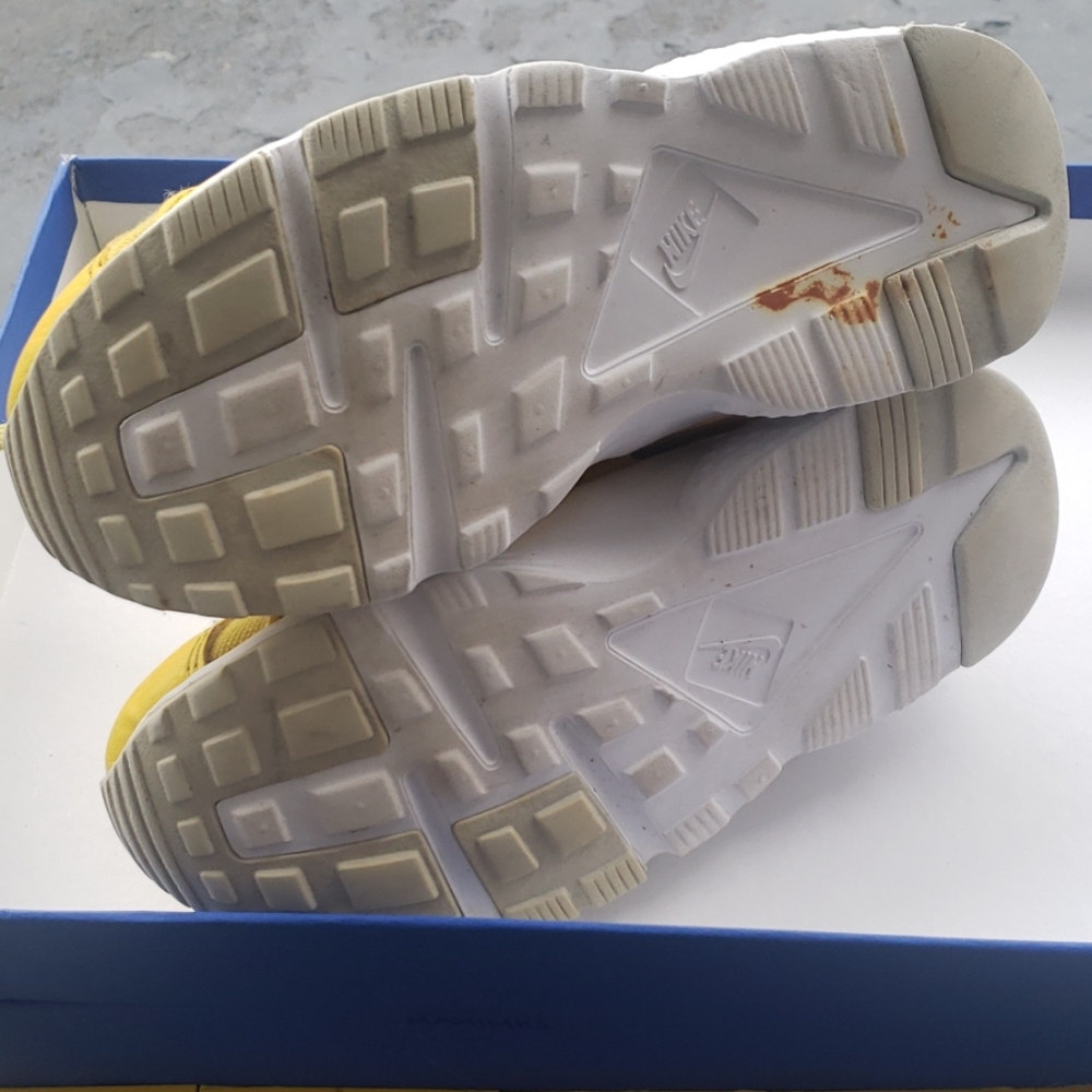 Nike - Picture 7 of 8